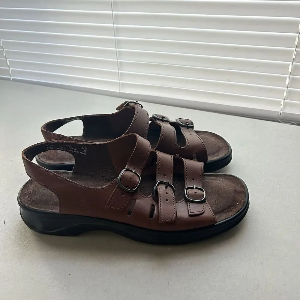 CLARKS Springers Dk BROWN Strappy Leather Low Heel Sandals - 7.5 M - Picture 2 of 11